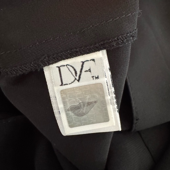 Diane Von Furstenberg Simonia Silk Black and White Ruffled Tiered Dress Size 6 - Picture 8 of 11